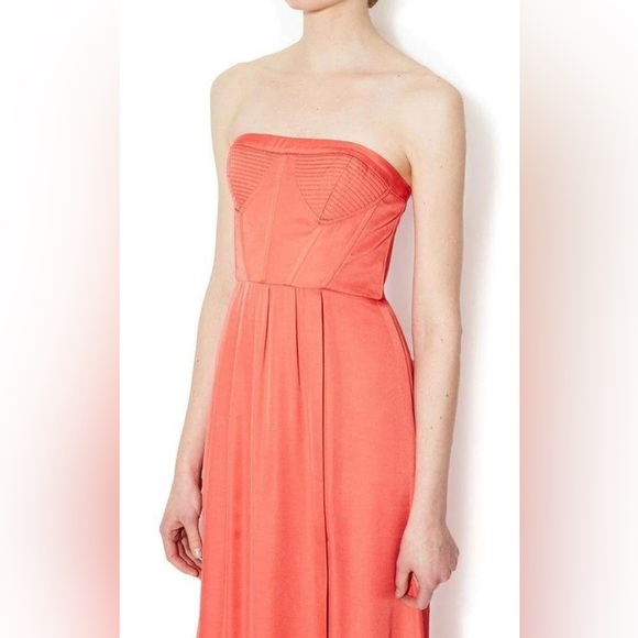 Sz 0 BCBG MAXAZRIA
Strapless Fitted Bustier Slit Dress - Picture 4 of 14